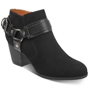 indigo rd. Sansun Harness Booties